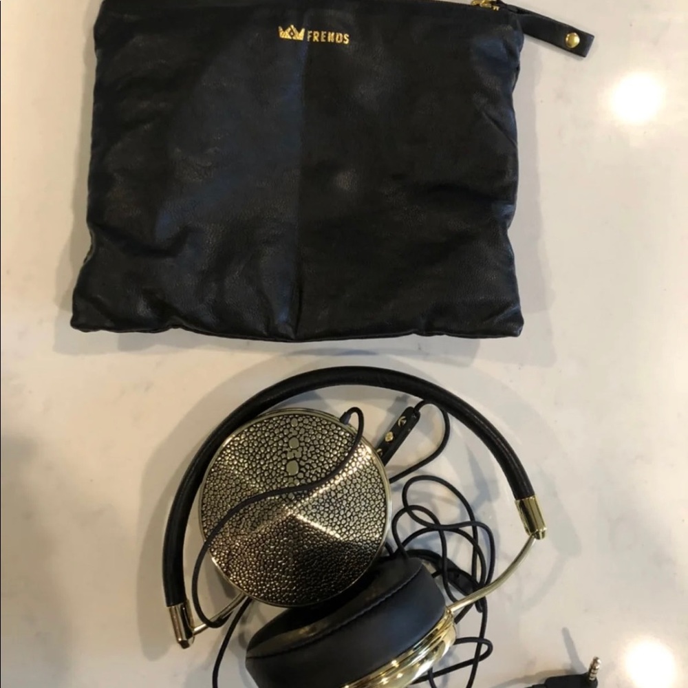 Frends headphones